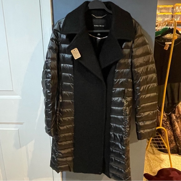 Ivanka Trump Jackets & Blazers - Women's Ivanka Trump Black Down Puffer & wool coat size 8 great condition